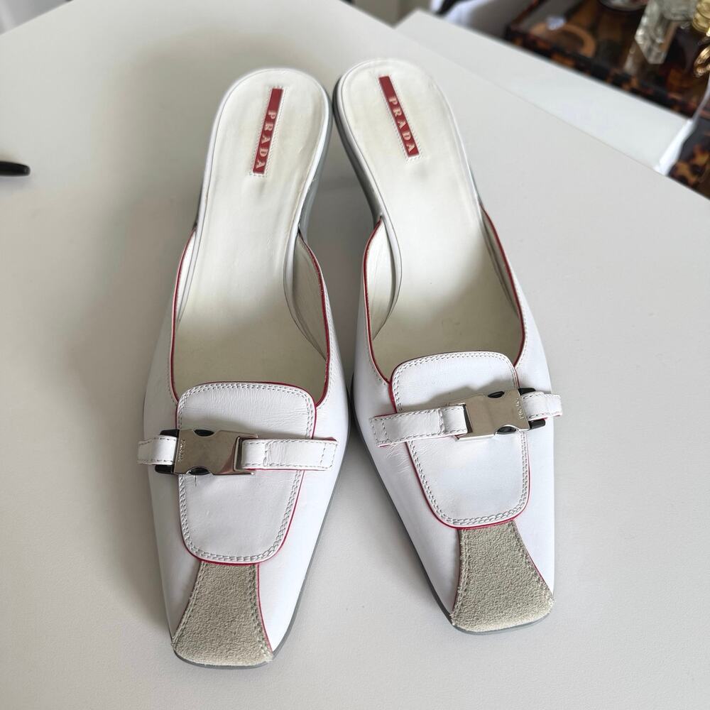 Vintage Prada (39/US 9) Y2K White Leather Square Toe Kitten Heel Mules - Picture 2 of 11